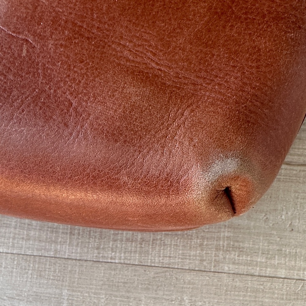 Madewell Transport Leather Crossbody - Picture 8 of 9